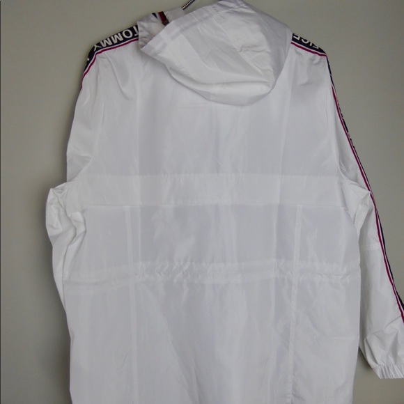 Tommy Hilfiger Hooded Anorak Rain Jacket NWT White - Picture 2 of 10